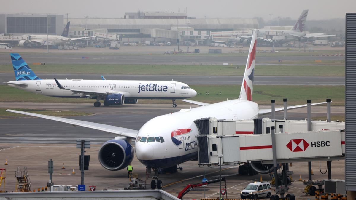 Ni el cambio climático frena a los aviones si traen ingresos: tras Barajas, llega la ampliación de Heathrow y asoma El Prat