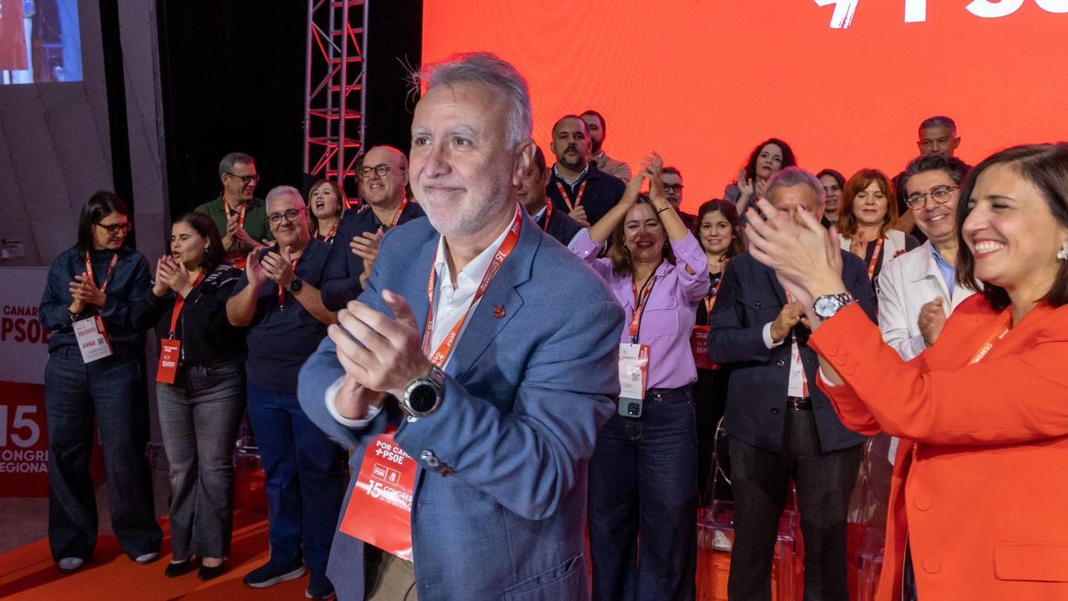 Ángel Víctor Torres repite al frente del PSOE canario y Anselmo Pestana asume la  coordinación territorial