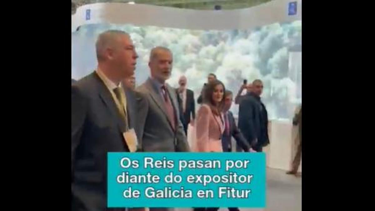 TVG informa de que los reyes «pasan por delante» del stand de Galicia en Fitur y las redes se tronchan