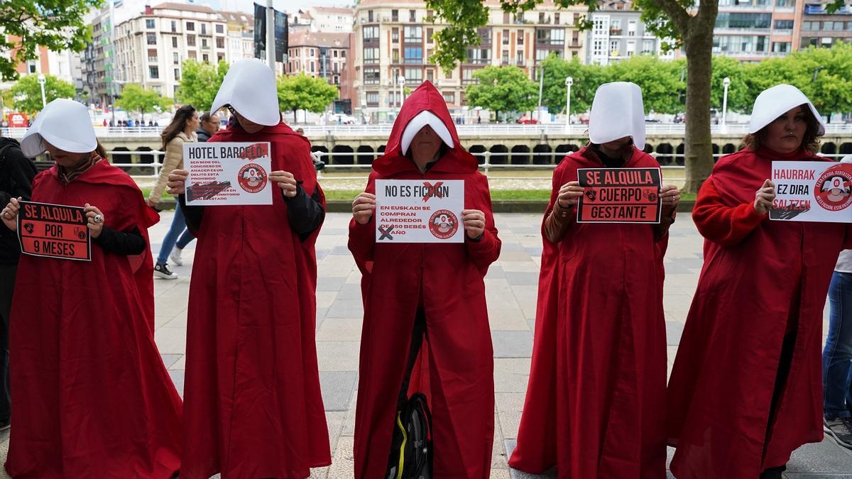 El Instituto de las Mujeres presenta ante la Abogacía del Estado un informe contra ocho agencias de gestación subrogada