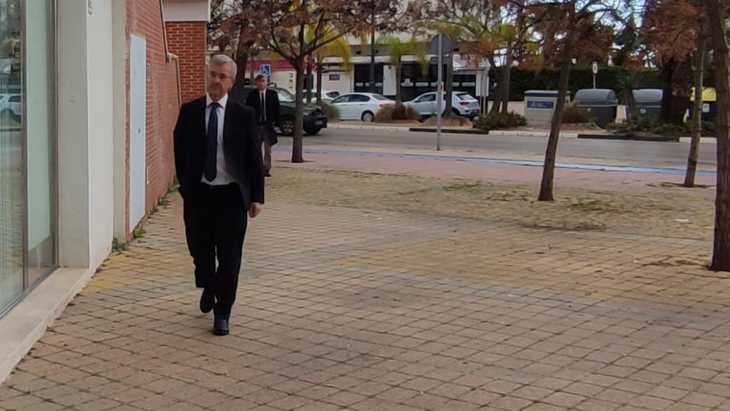 Un edil de Estepona, al juez que investiga malversación: «No existe control de los cargos de confianza y no nos va mal»