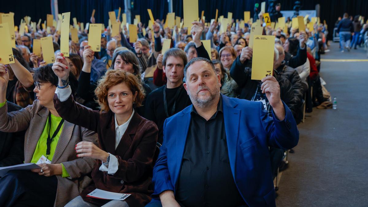 Junqueras entierra el clima de guerra interna en el final del congreso de ERC